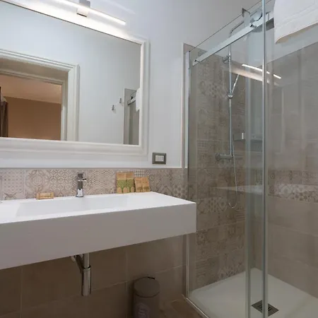 Essenza 4* 마사프라